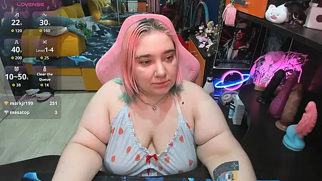 Softie_Sofy's cam snapshot