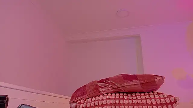 ParisFox_'s cam snapshot