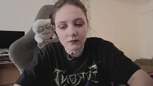 Holy_Kveta's cam snapshot