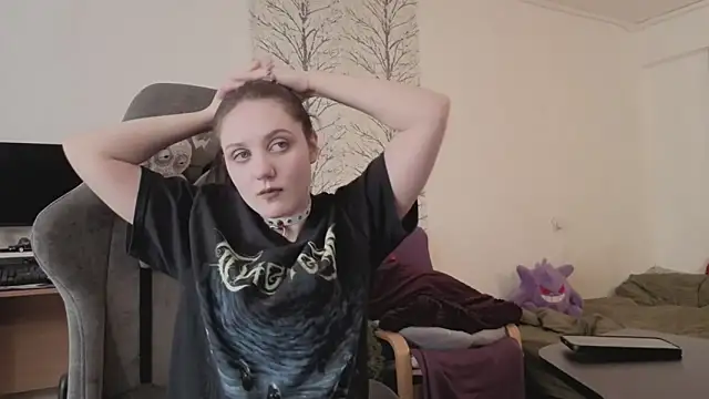 Holy_Kveta's cam snapshot