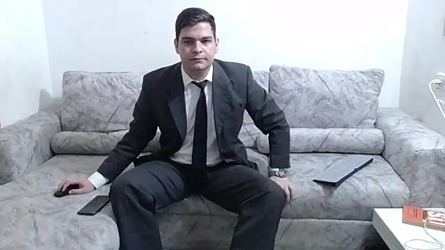 Victor_Maitland live sex cam