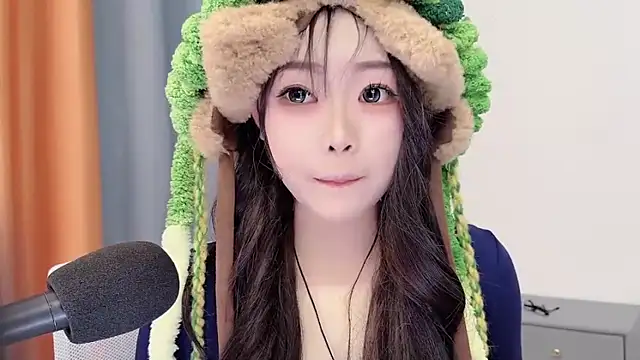 smalldaisy's cam snapshot