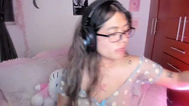 StephaniFox's cam snapshot