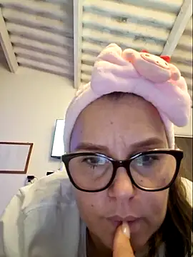 MariaPau_83's cam snapshot