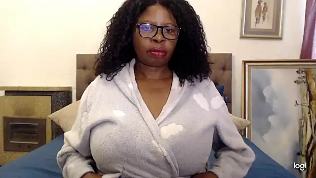 OmegaLipps's cam snapshot