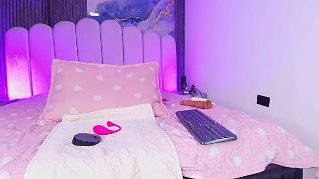 abbyrouss_'s cam snapshot