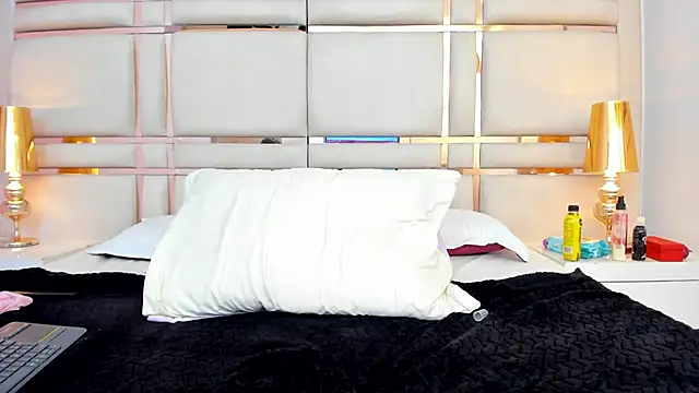 SalomeSaez's cam snapshot