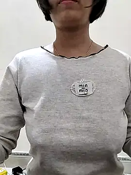 love_sexy090's cam snapshot