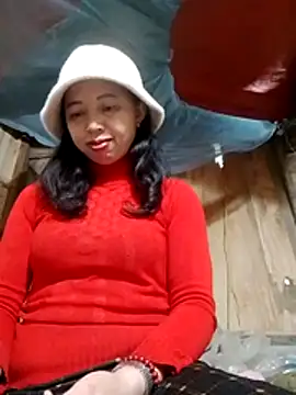 TRIEUTRIEU20's cam snapshot