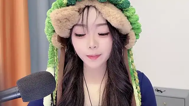 smalldaisy's cam snapshot