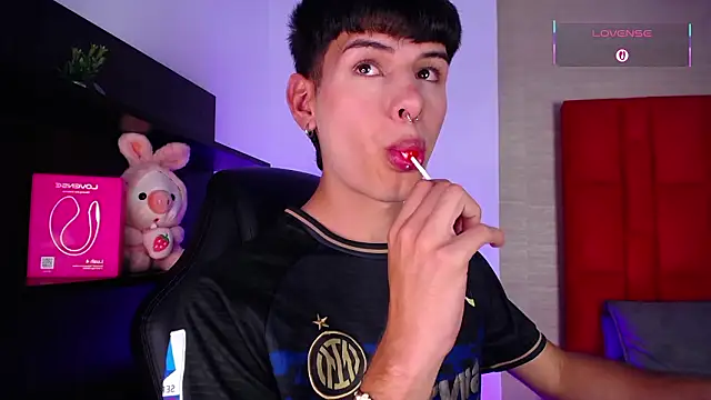 Ezra_Storm live sex cam