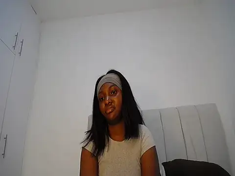 Pretty_Liya08's cam snapshot