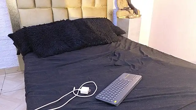 ximenawilliamss's cam snapshot