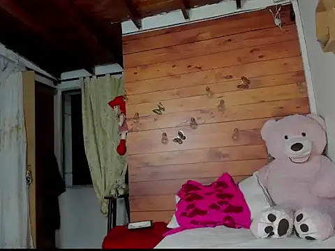 mykaelahoney's cam snapshot