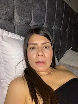 martina_contreras's cam snapshot