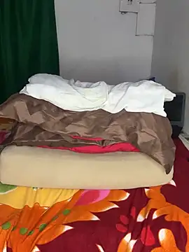 Yasmine__Hayat's cam snapshot