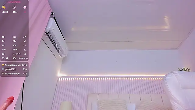 Alissa_piee's cam snapshot