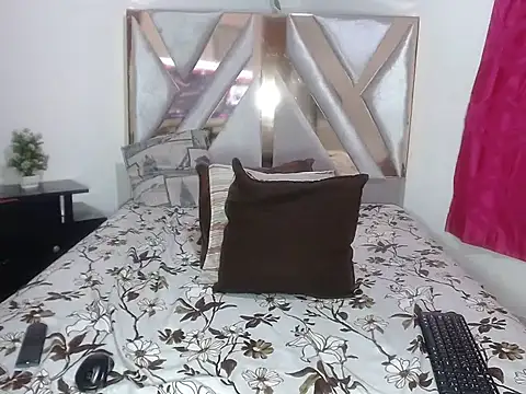 AdaraTastty's cam snapshot