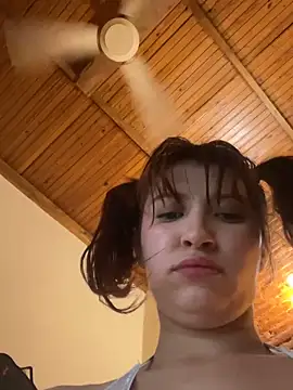 ZoeBella1308's cam snapshot