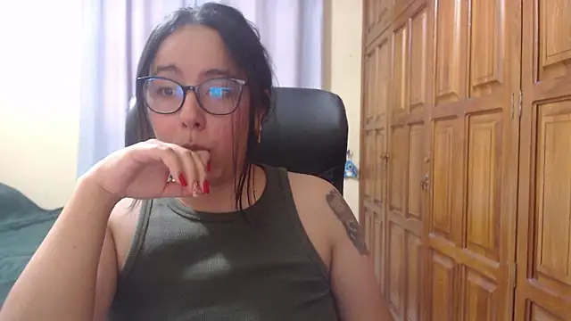 Venus_cat_'s cam snapshot