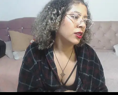 CATTALINAHOT's cam snapshot