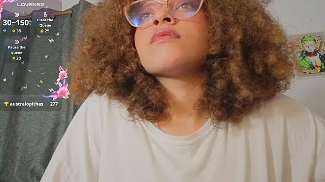 Ada_gales_'s cam snapshot