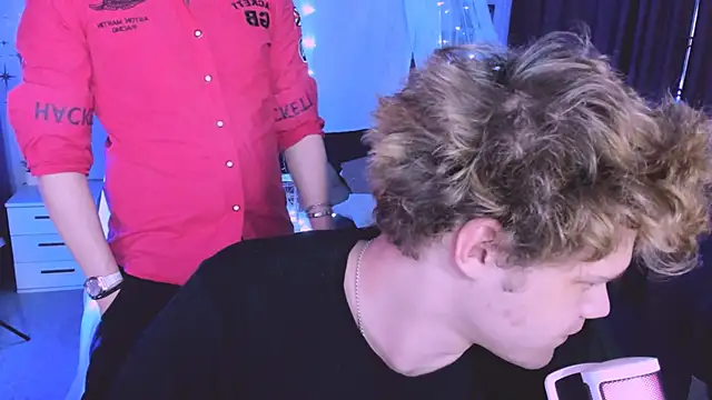 lucas_long_ live sex cam