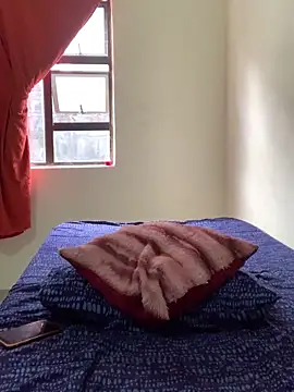 Lady-Amina's cam snapshot