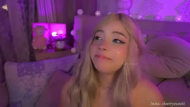 Cheerrysweett's cam snapshot