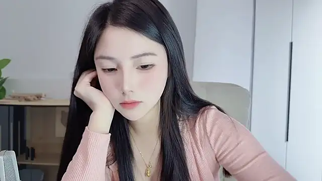 HaagenDazs_'s cam snapshot