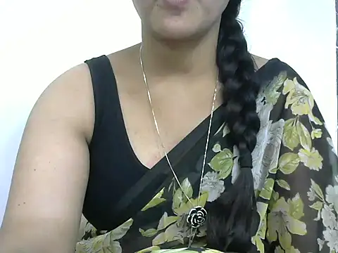 reshmika_reddy live sex cam
