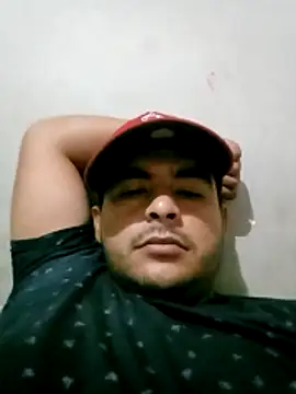 Yerackhip live sex cam