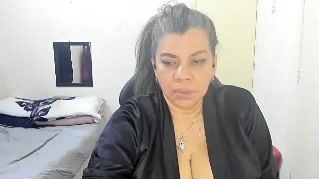 vikyadams's cam snapshot