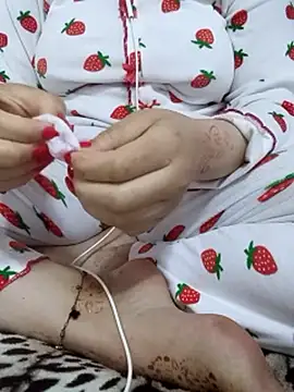 Bombamom's cam snapshot