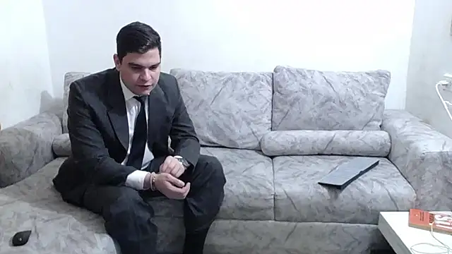 Victor_Maitland live sex cam