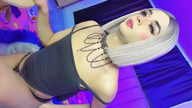 HANNAH_BACKERS live sex cam
