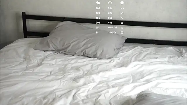 MonetLeitman's cam snapshot