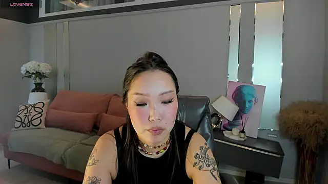 ElinaMotion's cam snapshot