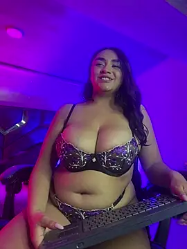 michell_boobs_'s cam snapshot