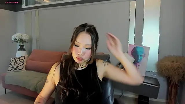 ElinaMotion's cam snapshot