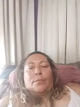 marie_olsenhot's cam snapshot