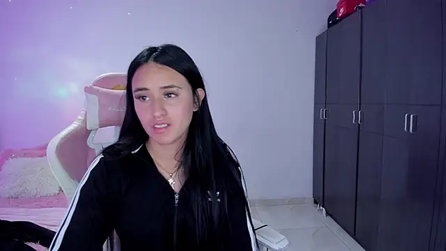 Tinylottie's cam snapshot