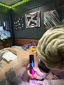 Stonermama666420's cam snapshot