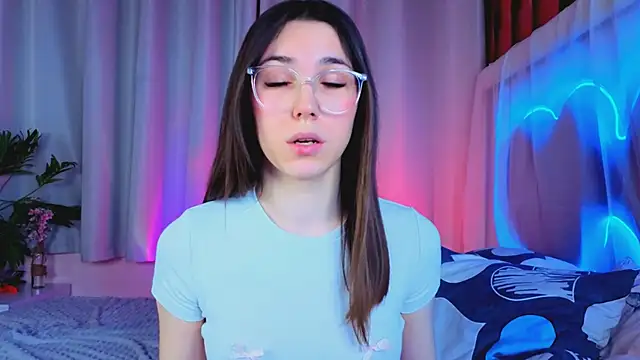 -CindyLou's cam snapshot