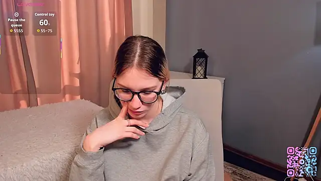 SharylSmalt's cam snapshot