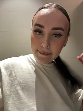 KiraSunshine's cam snapshot