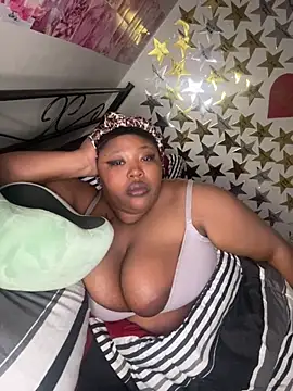 Chocolatebunnyxx96's cam snapshot