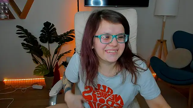 Ariell_Mini's cam snapshot