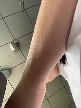 KiraSunshine's cam snapshot