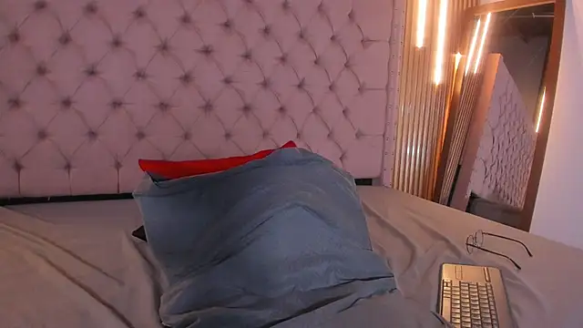 ShanellBlack's cam snapshot